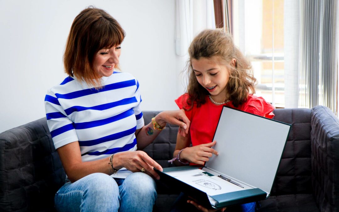 Jak budować dobre relacje z dziećmi, czyli co zrobić z laurką?